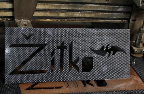 Razrez-materiala-z-vodnim-curkom-30