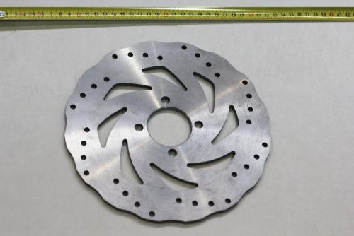 Razrez-materiala-z-vodnim-curkom-43